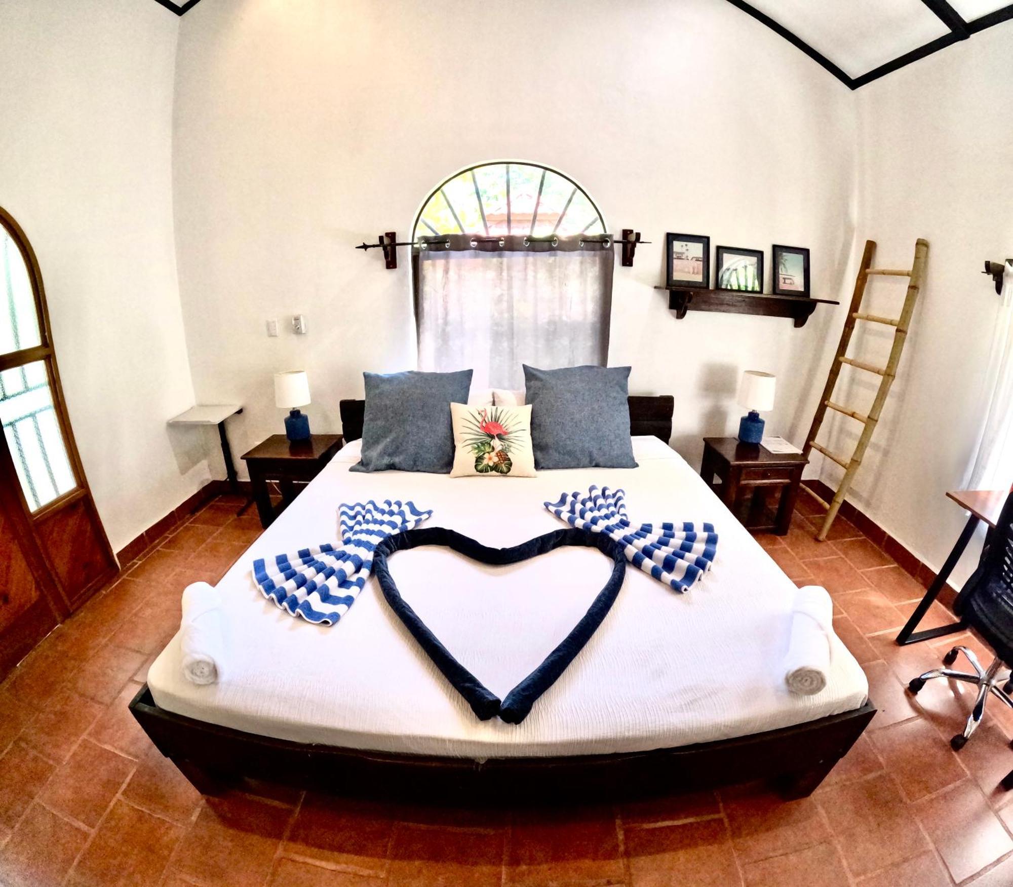 The Scarlet Villas Ojochal Exterior foto